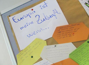 Notizen an einem Flipchart