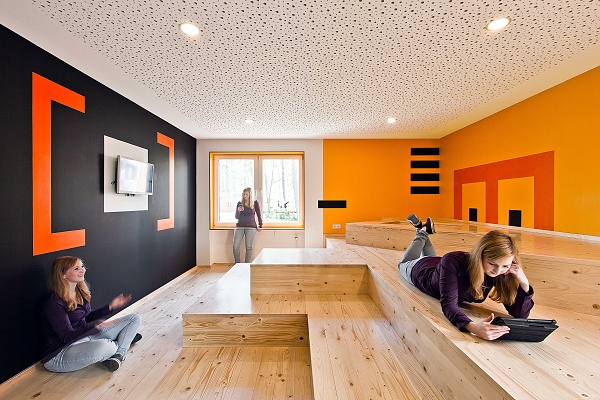 Aufenthaltsräume im Gästehaus.