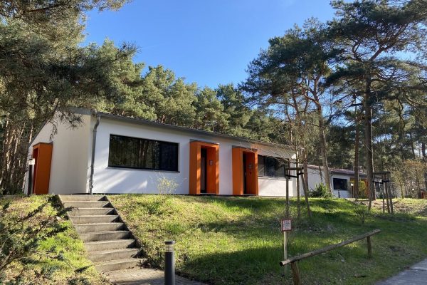 Gebäude auf dem Weißem Berg zum übernachten.